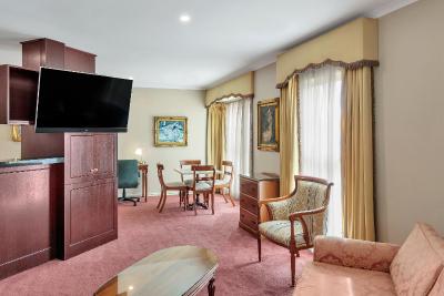 Canterbury International Hotel - South Australia Travel 11