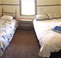 Twin Palms Cottage - South Australia Travel