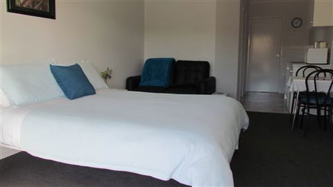 River Gardens Bed And Breakfast Farmstay - South Australia Travel 3