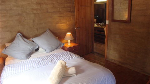Wartook Rise Mudbrick Cabins - South Australia Travel 7