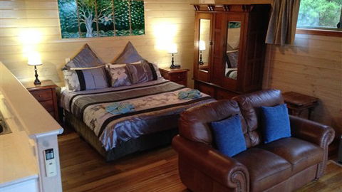 Southern Anchorage Retreat - South Australia Travel 4