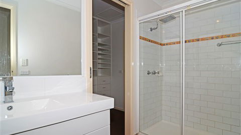 Barrakee Beach House - Anglesea - South Australia Travel 5