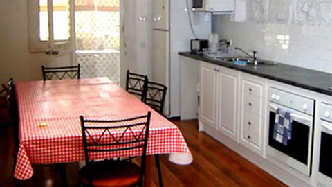 Williamstown Junction Guest House And Lodge - South Australia Travel 3