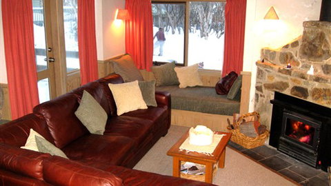 Wallace's - Crystal Creek Chalet 1 - South Australia Travel 2