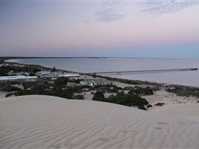 Fowlers Bay Caravan Park - South Australia Travel 0