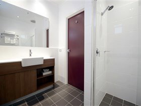 Mercure Grosvenor Hotel Adelaide - South Australia Travel 1