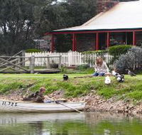 Stonewell Cottages and Vineyards - South Australia Travel