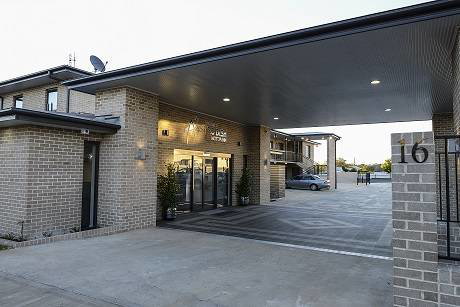 Aastro Dish Motor Inn - South Australia Travel 2