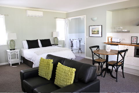 Amelina Cottages - South Australia Travel 1