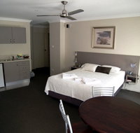 Aston Hill Motor Lodge - South Australia Travel