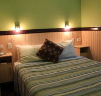 Aussie Outback Oasis Cabin  Van Village - South Australia Travel