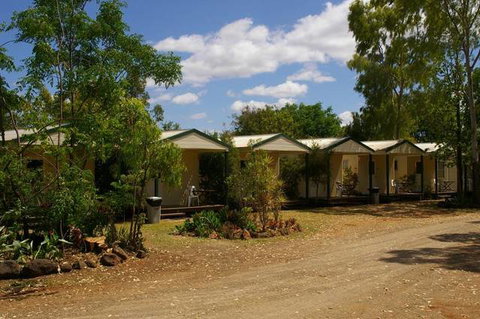 Bedrock Village Caravan Park - South Australia Travel 0