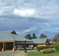 Bishop's Lodge Motor Inn - South Australia Travel