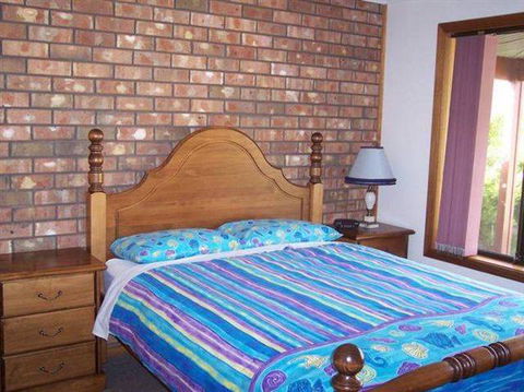 Bott's Beach Retreat - South Australia Travel 1