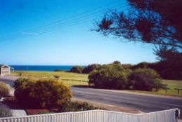 Bott's Beach Retreat - South Australia Travel 4