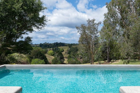 Jacaranda Cottages - South Australia Travel 6
