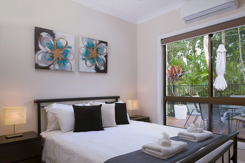 Jacaranda Cottages - South Australia Travel 11