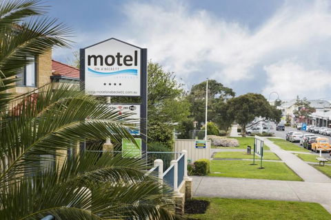 Motel On A Beckett - South Australia Travel 8