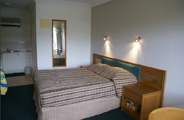 Coopers Colonial Motel - South Australia Travel