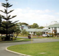 Dolphin Lodge - South Australia Travel