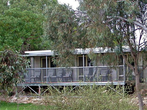 Donald Riverside Motel - South Australia Travel 0
