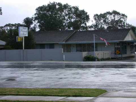 Donald Riverside Motel - South Australia Travel 3