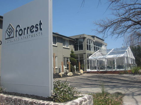 Forrest Hotel & Apartments - South Australia Travel 9
