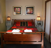 Golden Embers Apartments and B  B - South Australia Travel