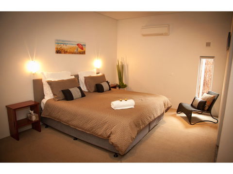 Hanover Bay - South Australia Travel 0