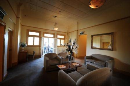 Hotel Victoria - South Australia Travel 0