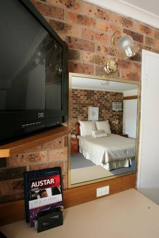 Kinross Inn - South Australia Travel 1