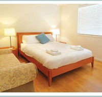 Lakeside Studio - South Australia Travel