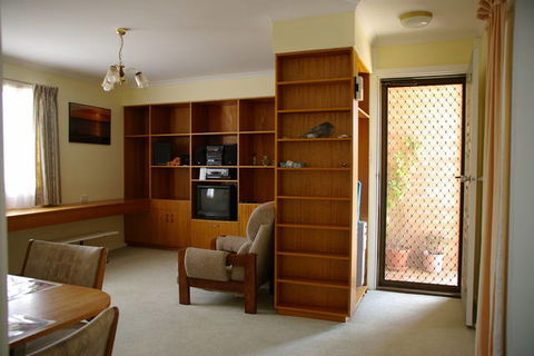 Lemon Tree Cottage - Ordway Park - South Australia Travel 0