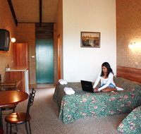 Lookout Motor Inn - South Australia Travel