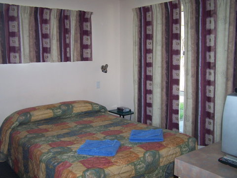 Mitchell Motel - South Australia Travel 8