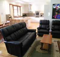 Pinkerton Hill Naracoorte Cottages - South Australia Travel