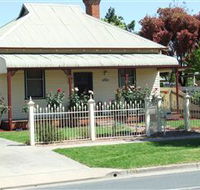 Serenity On The Border Self Catered Bed  Breakfast - South Australia Travel