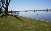 DC On The Lake - South Australia Travel 0