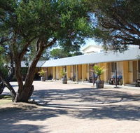 Rye Beach Motel - South Australia Travel