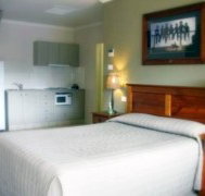 Saltbush Motor Inn - South Australia Travel