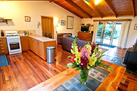 Seaview Retreat - South Australia Travel 1