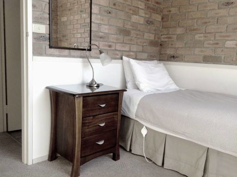 Town Centre Holiday Apartments - South Australia Travel 4