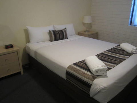 Trickett Gardens Holiday Inn - South Australia Travel 0