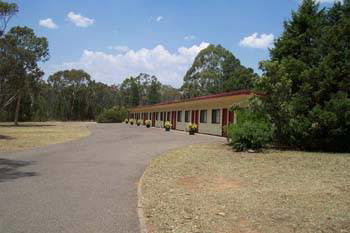 Wagon Wheel Motel & Cabins - South Australia Travel 0