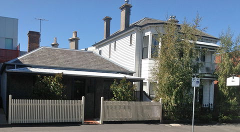 Williamstown Cottages & Apartments - South Australia Travel 3