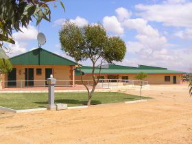 Tressies Museum And Caravan Park - South Australia Travel 0
