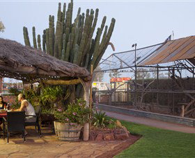 Curtin Springs Wayside Inn - South Australia Travel 3