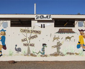 Curtin Springs Wayside Inn - South Australia Travel 4