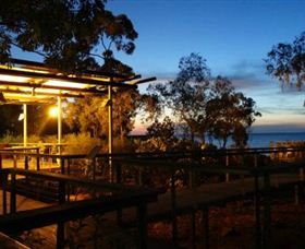 Dugong Beach Resort - South Australia Travel 3