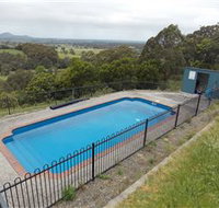 Tonys Bend Campground at Lane Poole Reserve - South Australia Travel